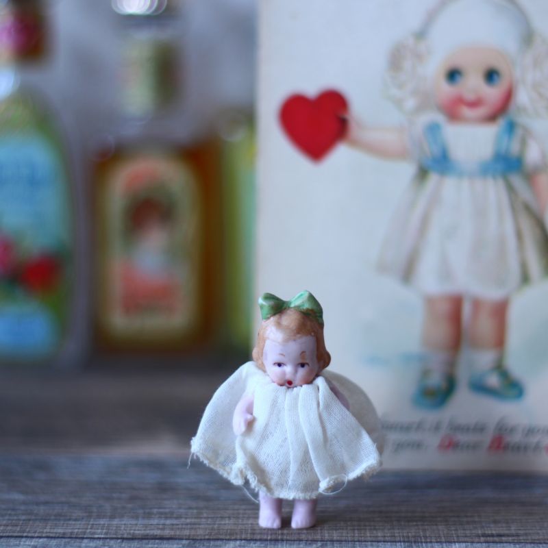 Hertwig 緑のおリボンの女の子＊/Antique Doll/お人形-ミニョネット 